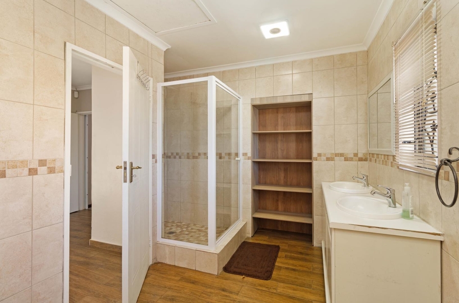 5 Bedroom Property for Sale in Milnerton Ridge Western Cape